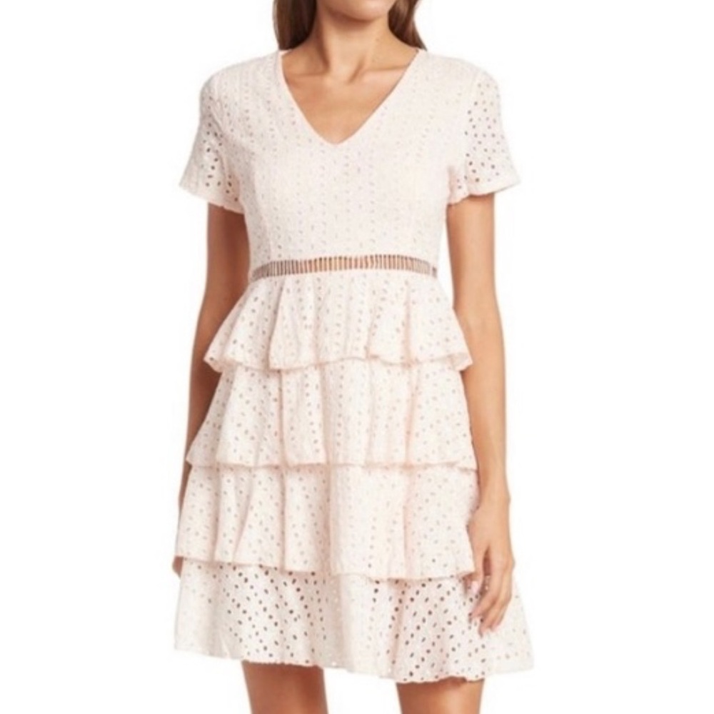 Stellah Large Light Pink Dress